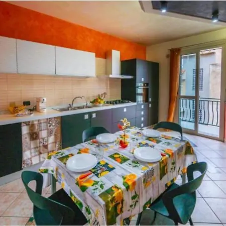 1st Floor Apartmentin Climate - Wifi Appartement Avola