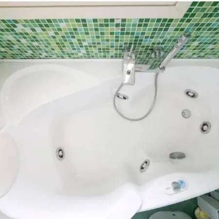 1st Floor Apartmentin Climate - Wifi Apartment Avola