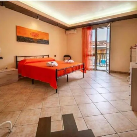 Appartement 1st Floor Apartmentin Climate - Wifi Avola